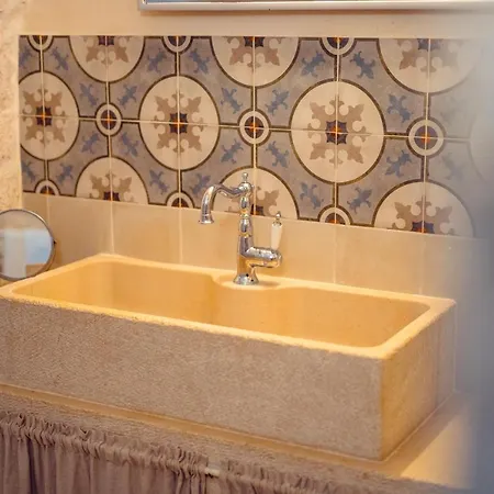 Trulli Ad Maiora * Αλμπερομπέλο