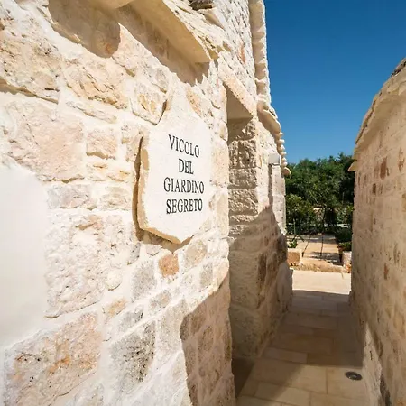 Trulli Ad Maiora * Αλμπερομπέλο