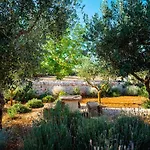 Villa Trulli Ad Maiora