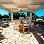 Villa Trulli Ad Maiora