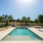 Trulli Ad Maiora *