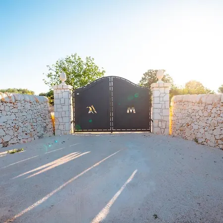 Villa Trulli Ad Maiora