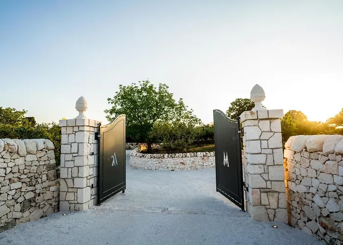 Trulli Ad Maiora 알베르벨로